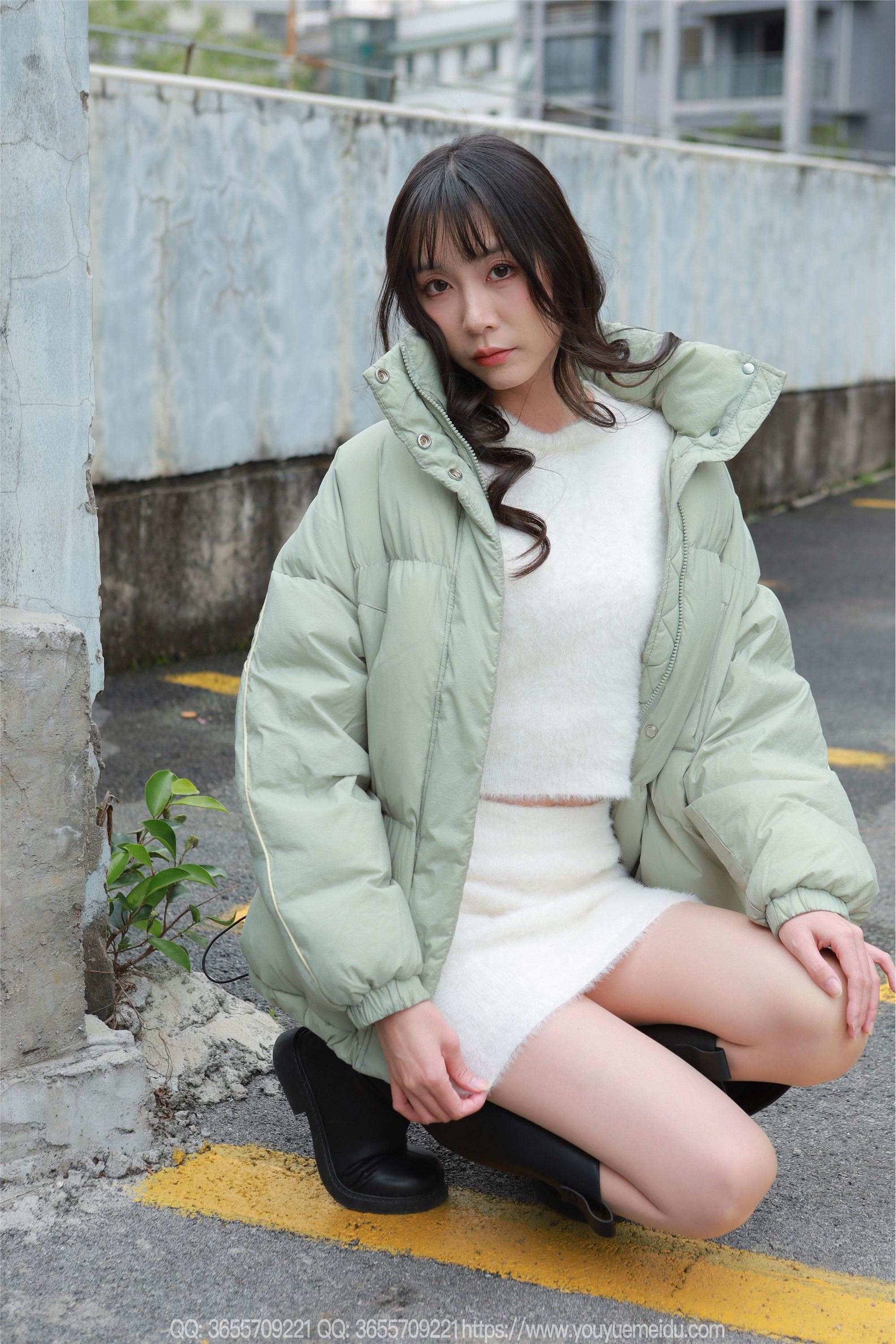 IESS异思趣向  2025.04.02 丝享家 2017 团团《长靴包臀裙（上）》